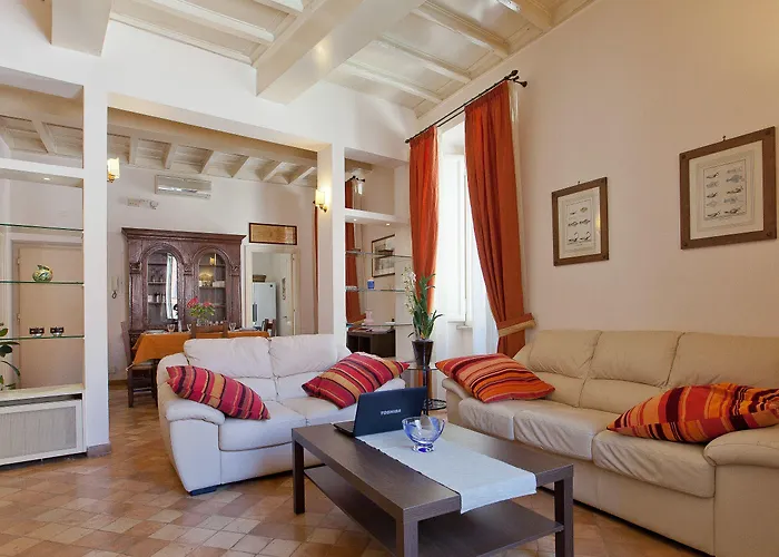 Rental In Rome Trevi Fouintain View Apartment Daire Roma
