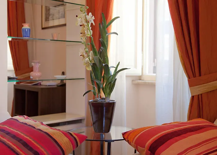 Rental In Rome Trevi Fouintain View Apartment Daire *