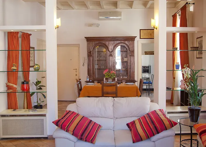 Rental In Rome Trevi Fouintain View Apartment Daire Roma