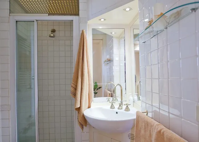 Daire Rental In Rome Trevi Fouintain View Apartment